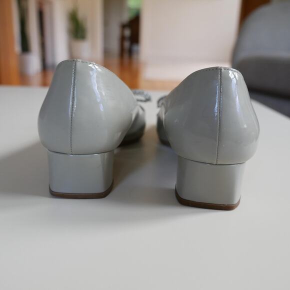 Prada Vintage Heels Pointed Toe Grey Patent Leather Kitten Heel Bow 37 or 7 - Picture 7 of 10